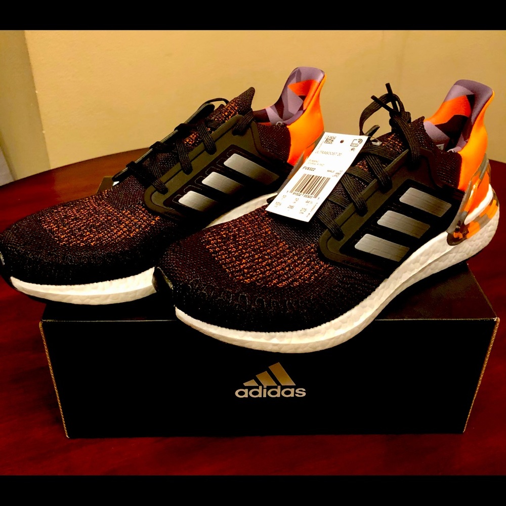 NWT/NWB Men’s Adidas Ultraboost 20 Running Shoes - Picture 1 of 5